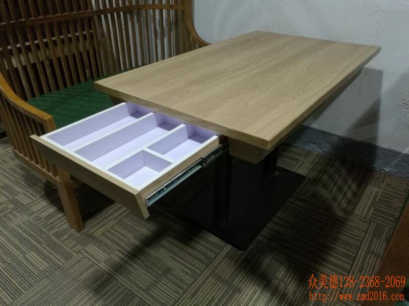 茶餐厅桌子